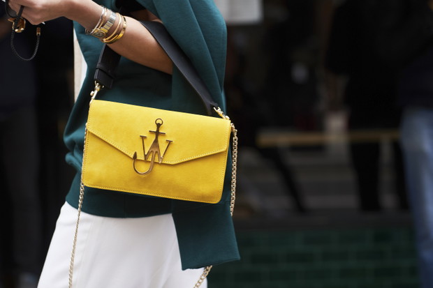 Street fashion: dodatki gości na Londyńskim Tygodniu Mody