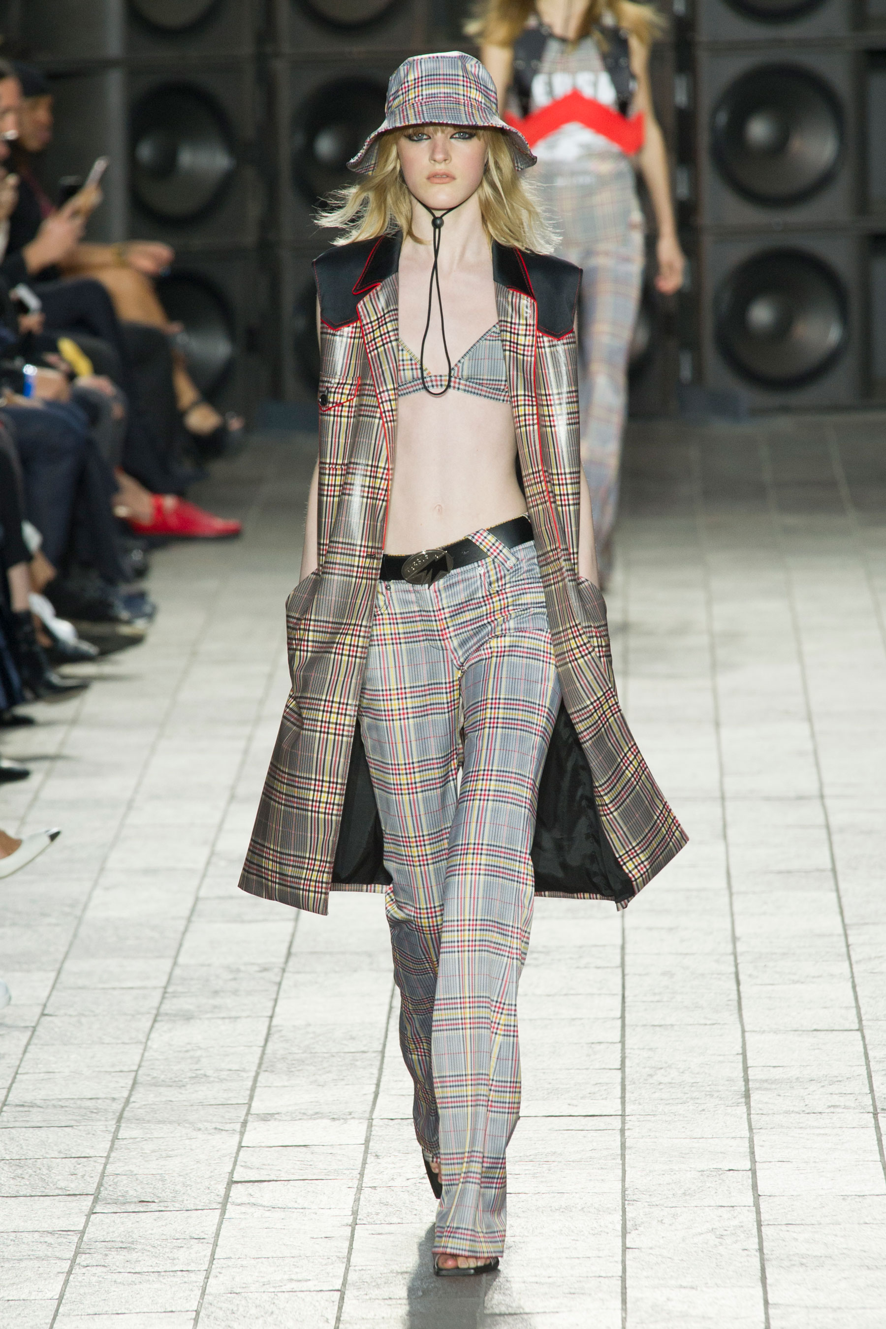 Pokaz Versus Versace SS18