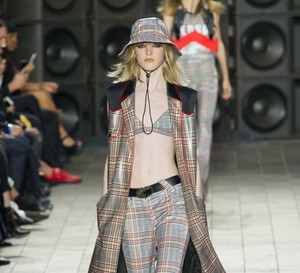 Pokaz Versus Versace SS18