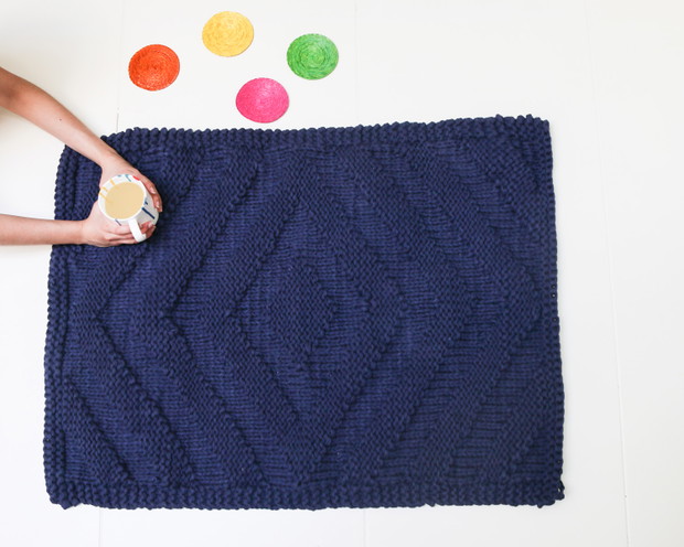 Poduszka Bremen, We Are Knitters, poziom łatwy, 239 zł
