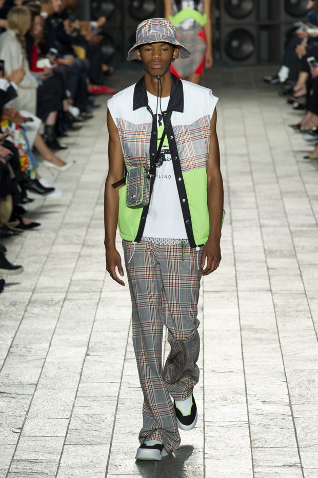 Pokaz Versus Versace SS18