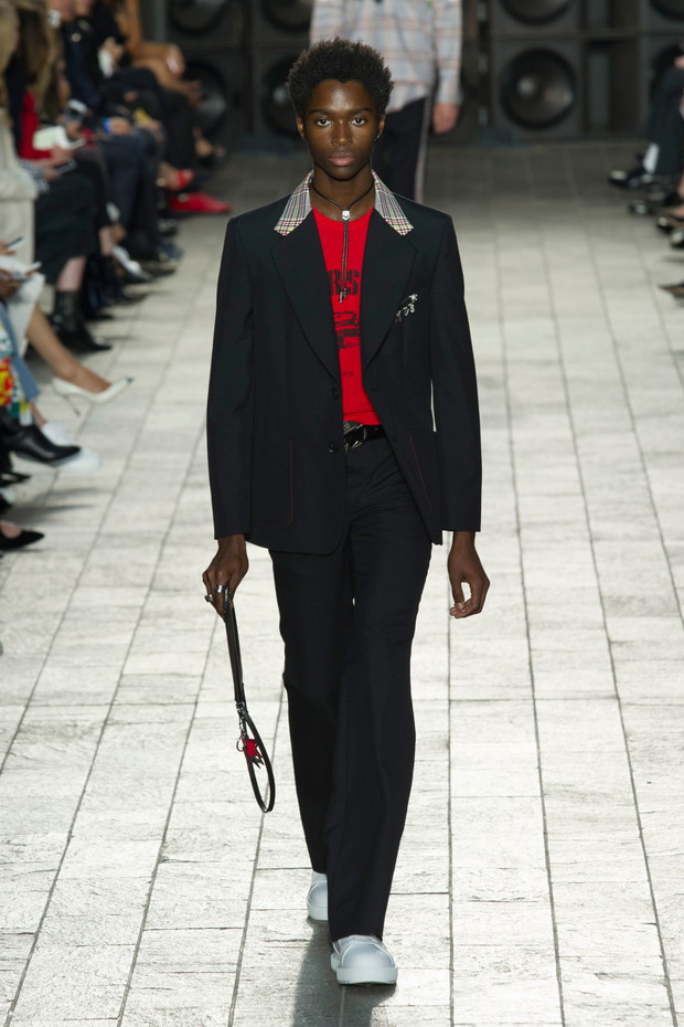 Pokaz Versus Versace SS18