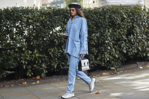 Street style London Fashion Week SS18