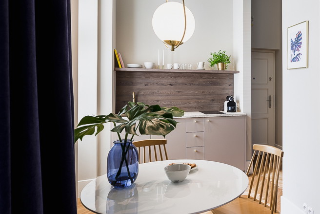 Wnętrze tygodnia: Warszawa - eleganckie 40 m2 w starej kamienicy
