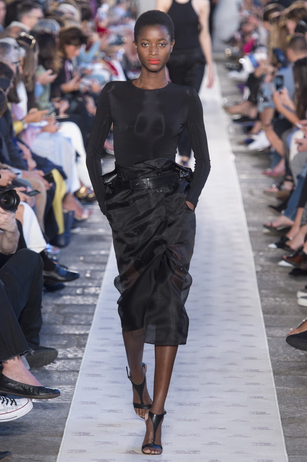 Pokaz Max Mara SS18