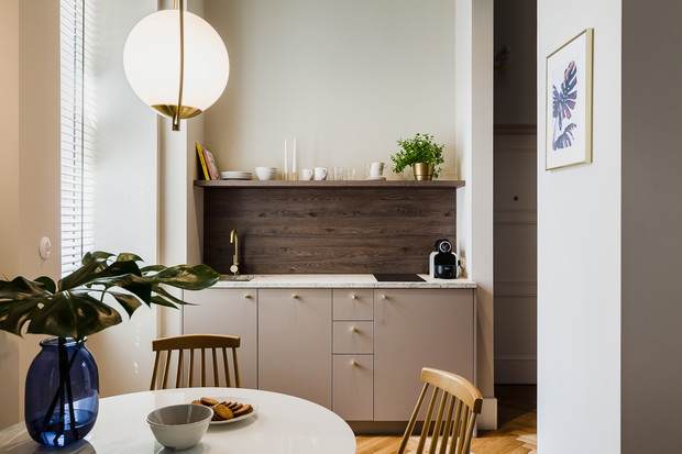 Wnętrze tygodnia: Warszawa - eleganckie 40 m2 w starej kamienicy