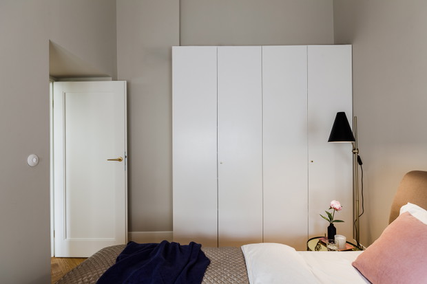 Wnętrze tygodnia: Warszawa - eleganckie 40 m2 w starej kamienicy