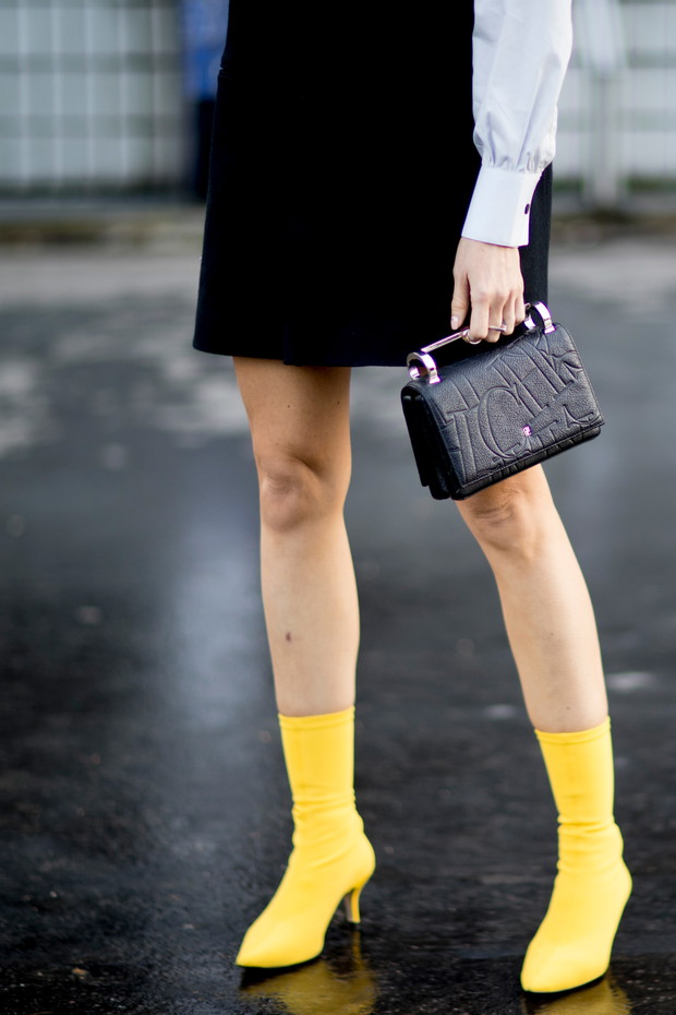 Modne buty, torebki i biżuteria - street fashion wiosna-lato 2018