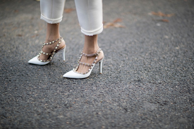 Modne buty, torebki i biżuteria - street fashion wiosna-lato 2018