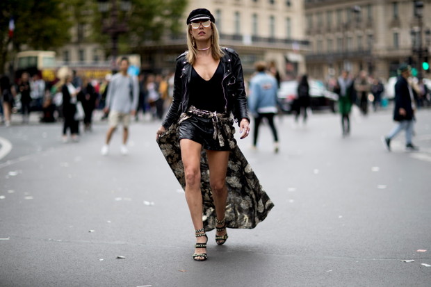 Stylizacje gości na Paryskim Tygodniu Mody SS18