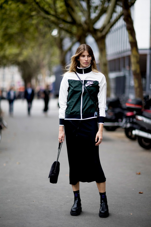 Stylizacje gości na Paryskim Tygodniu Mody SS18