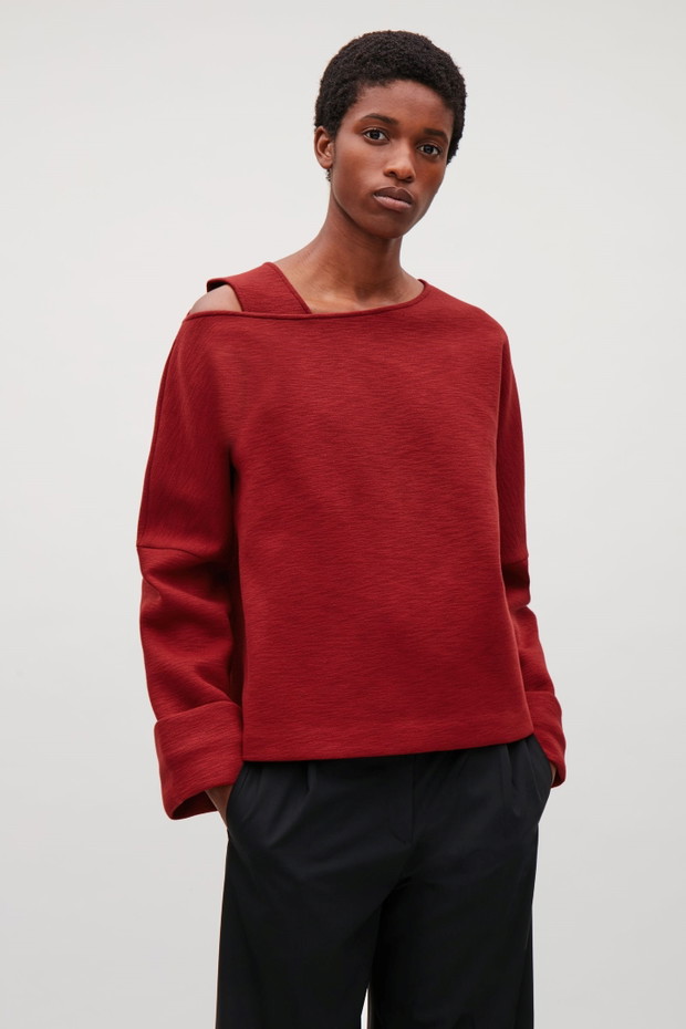 Czerwona bluza COS