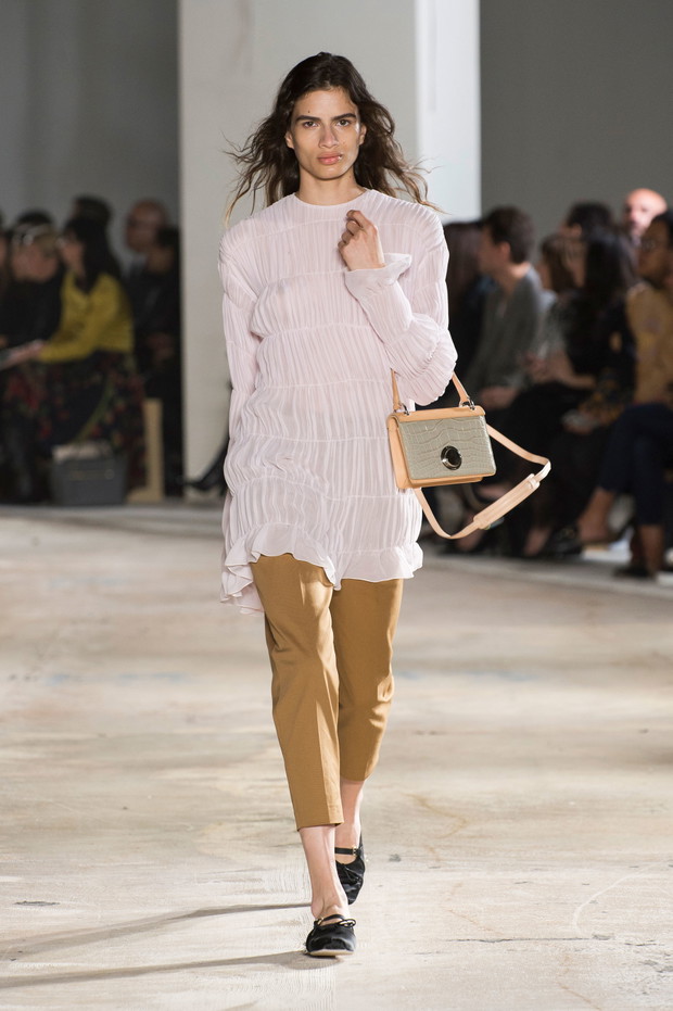Pokaz Giambattista Valli SS18