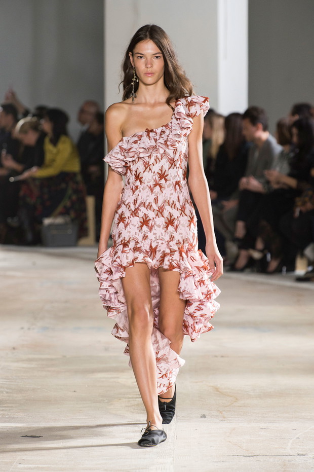 Pokaz Giambattista Valli SS18