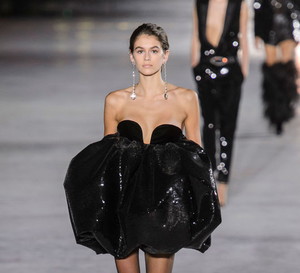 Sukienka Saint Laurent SS18