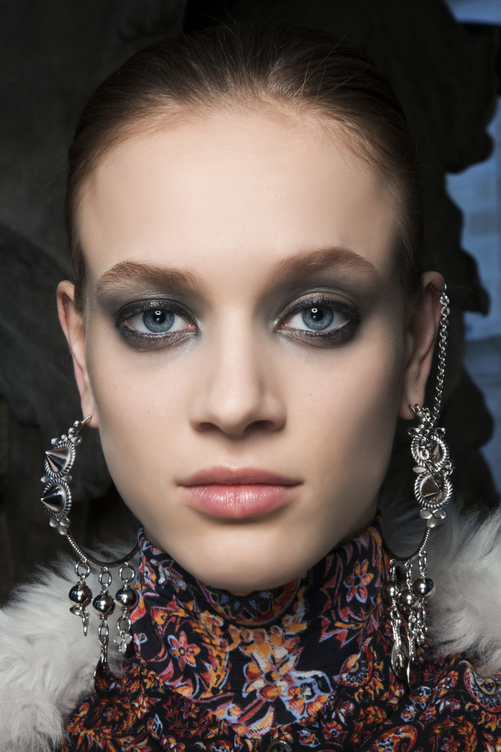Smokey eye na jesień 2019