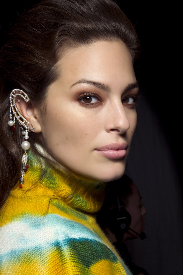 Makijaż smokey eye - Prabal Gurung jesień-zima 2019/2020