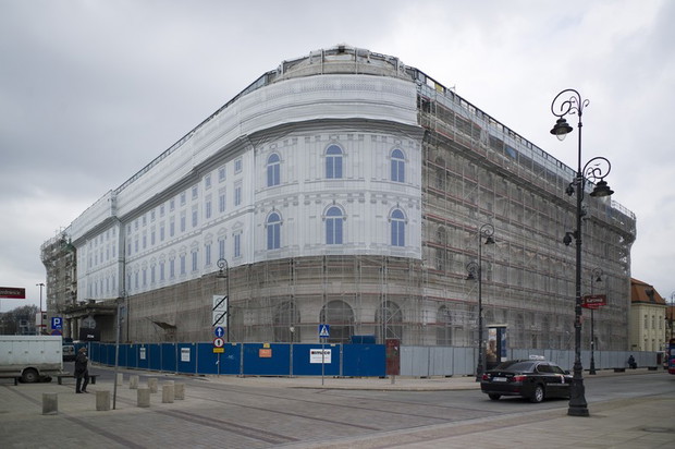Hotel Europejski podczas remontu, fot. East News