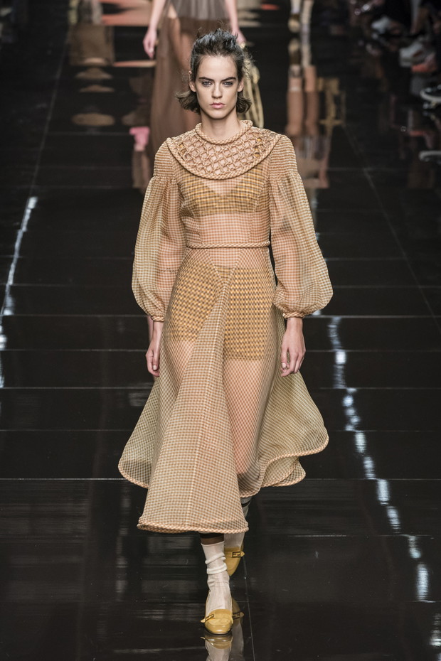 Pokaz Fendi SS20