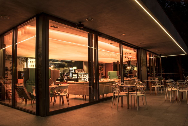 Restauracja Laba na Wyspie Bolko w Opolu