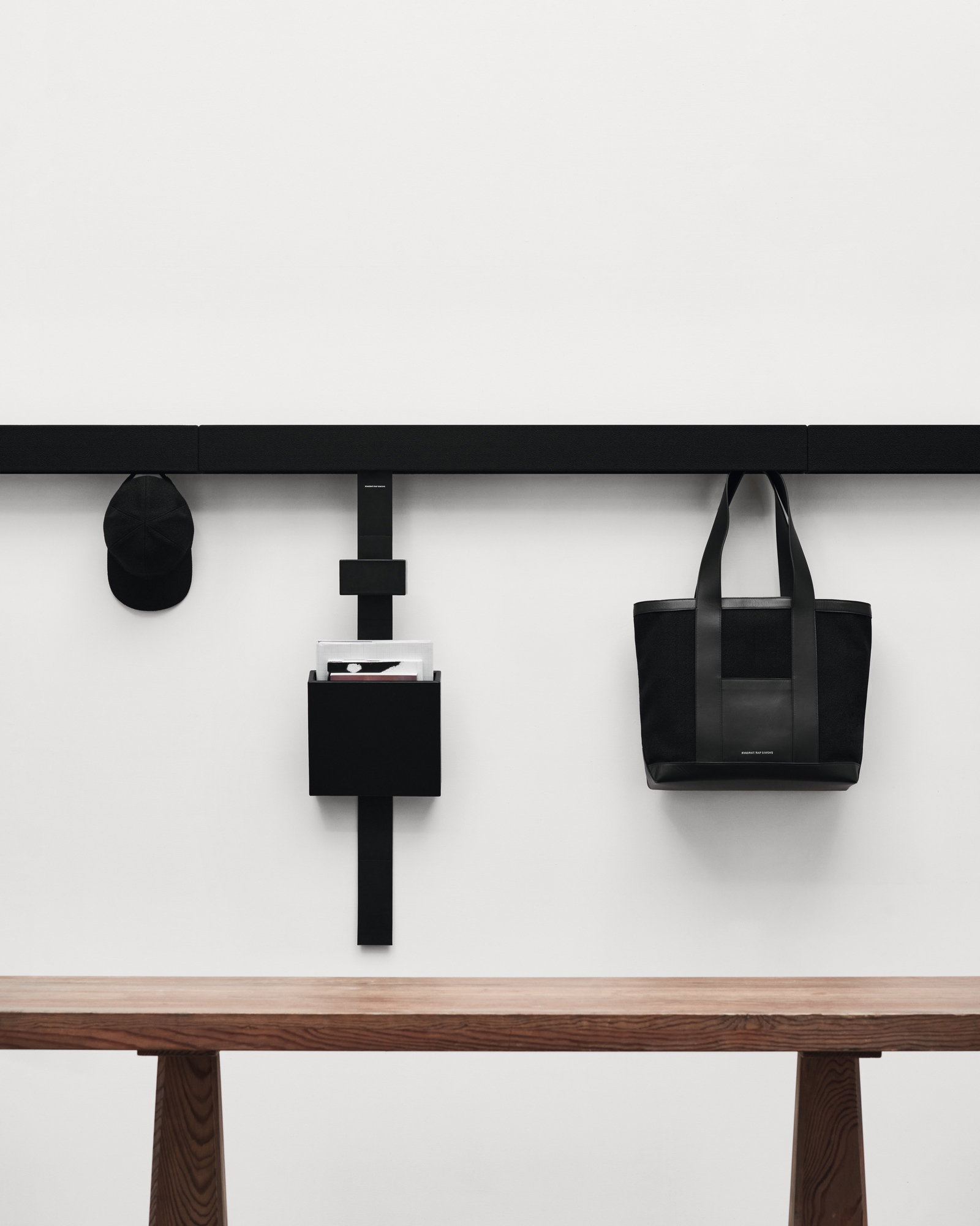 Raf Simons dla Kvadrat