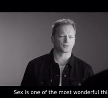 Maciej Stuhr w wideo Sexedpl
