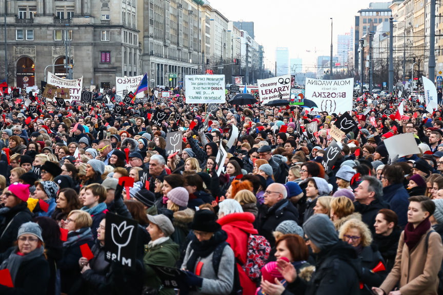 Protesty kobiet w Warszawie
