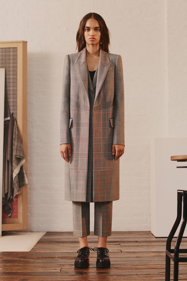 Kolekcja Alexander McQueen Resort 2018