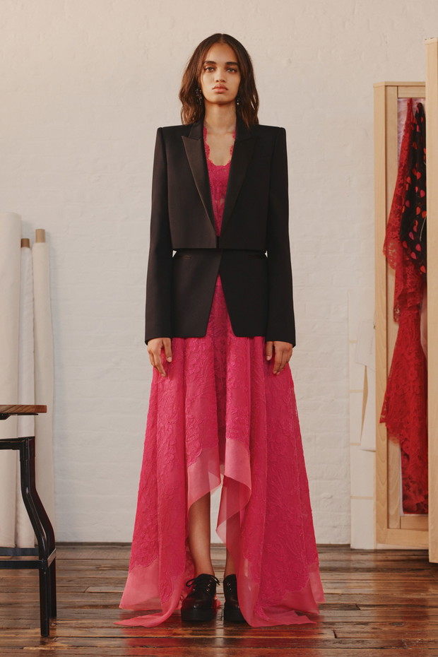 Kolekcja Alexander McQueen Resort 2018