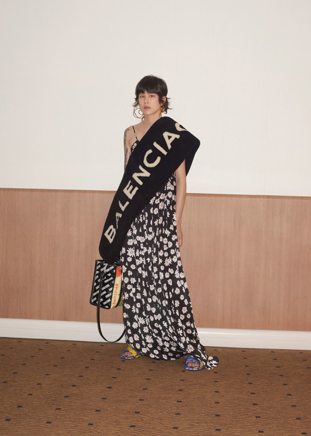 Kolekcja Balenciaga Resort 2018