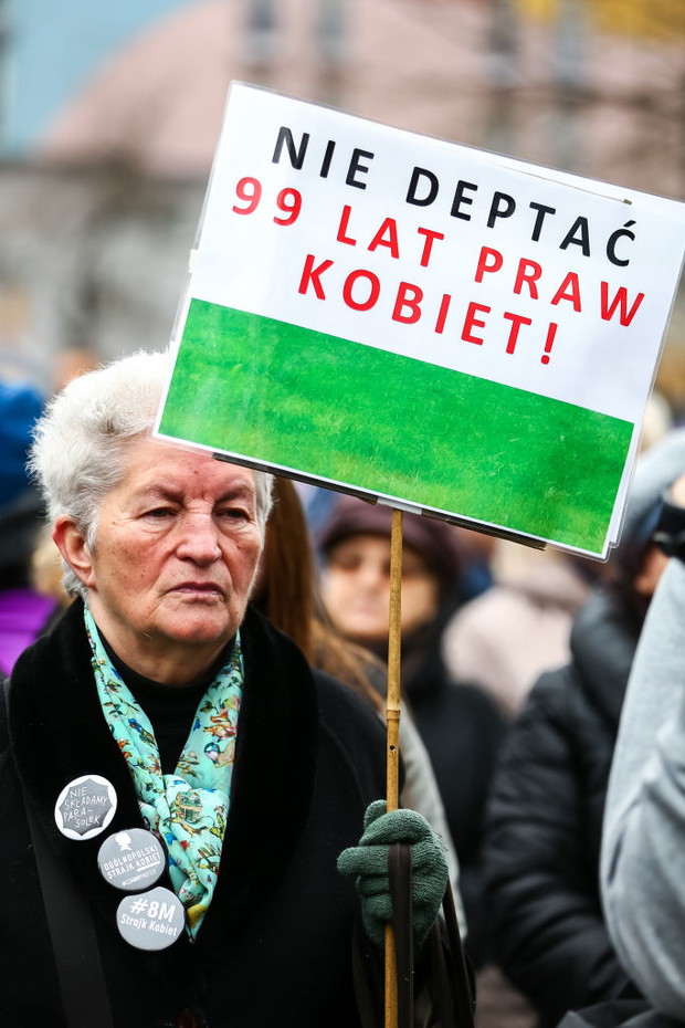 Protesty kobiet w Warszawie