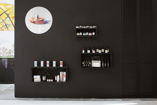 Loft Hair Emergency, projekt: pracownia Poco Design