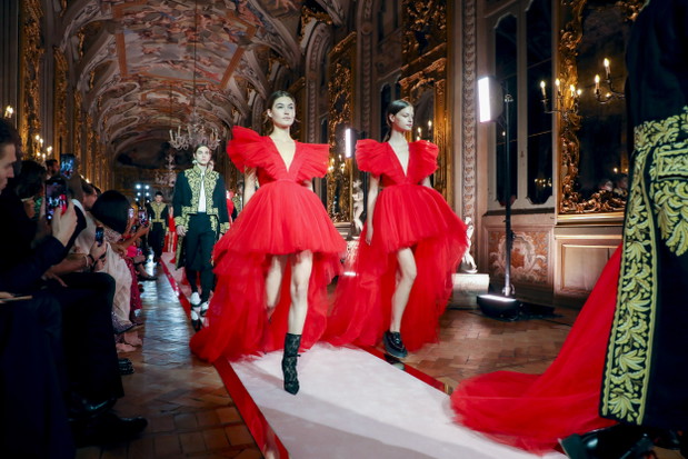 Giambattista Valli x H&M - pokaz w Rzymie, 2019