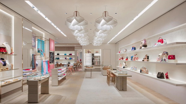 Wnętrza butiku Louis Vuitton w Seulu