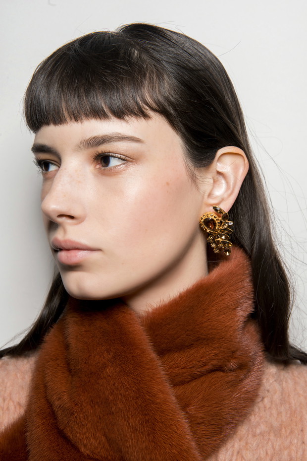 Fryzury sylwestrowe 2017: pokaz Brock Collection