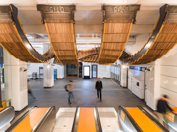 Interloop na stacji Wynyard w Sydney