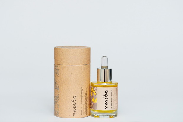 Naturalnie wygładzające serum Resibo