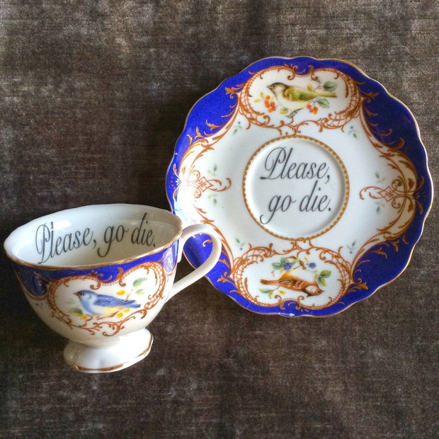 Porcelana z przesłaniem autorstwa Melissy Johnson