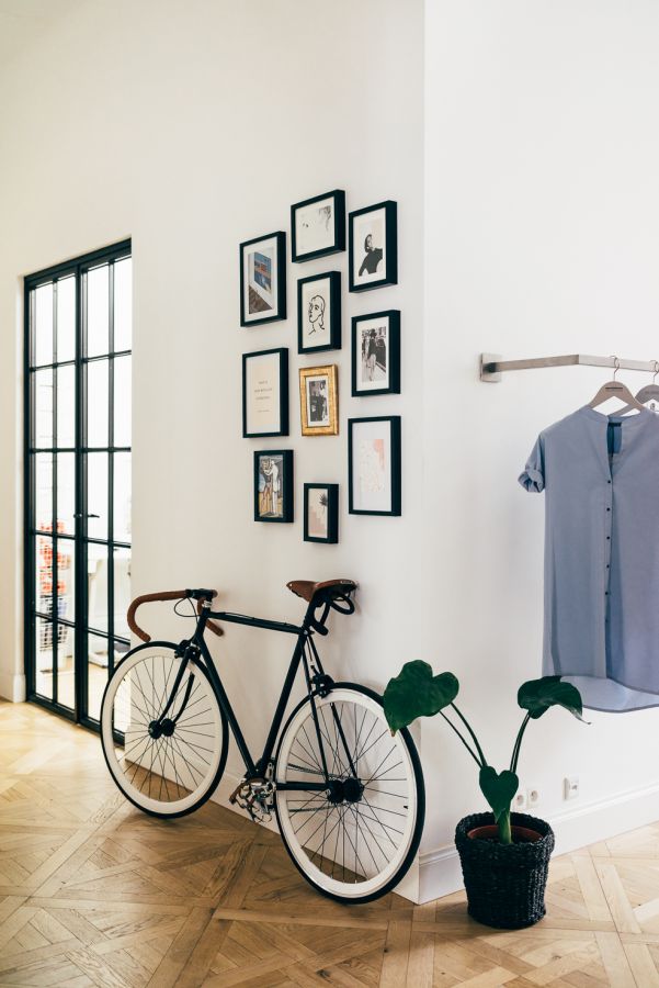 Wnętrza showroomu marki 303 Avenue