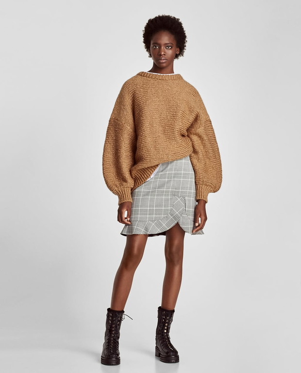 Wyprzedaż Zara: SPÓDNICA MINI Z FALBANKĄ 89,90 PLN ZAMIAST 139,00 PLN