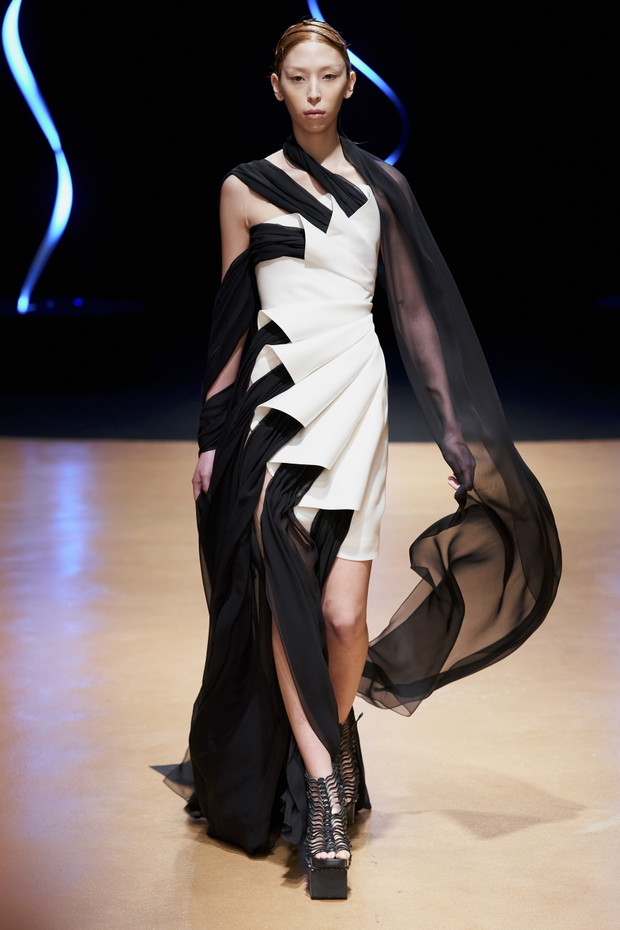 Iris van Herpen haute couture wiosna-lato 2020