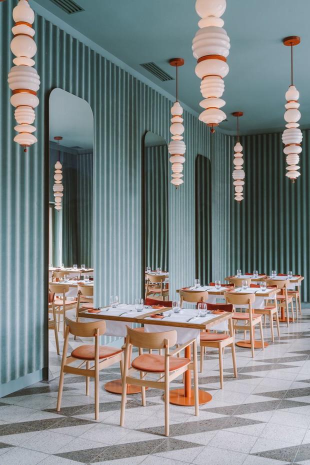 Restauracja OPASŁY TOM, projekt: BUCK.STUDIO