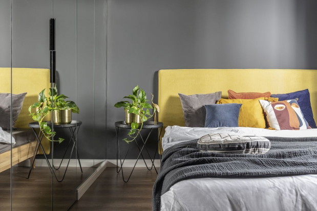 Kawalerka na warszawskiej Woli, projekt: Decoroom