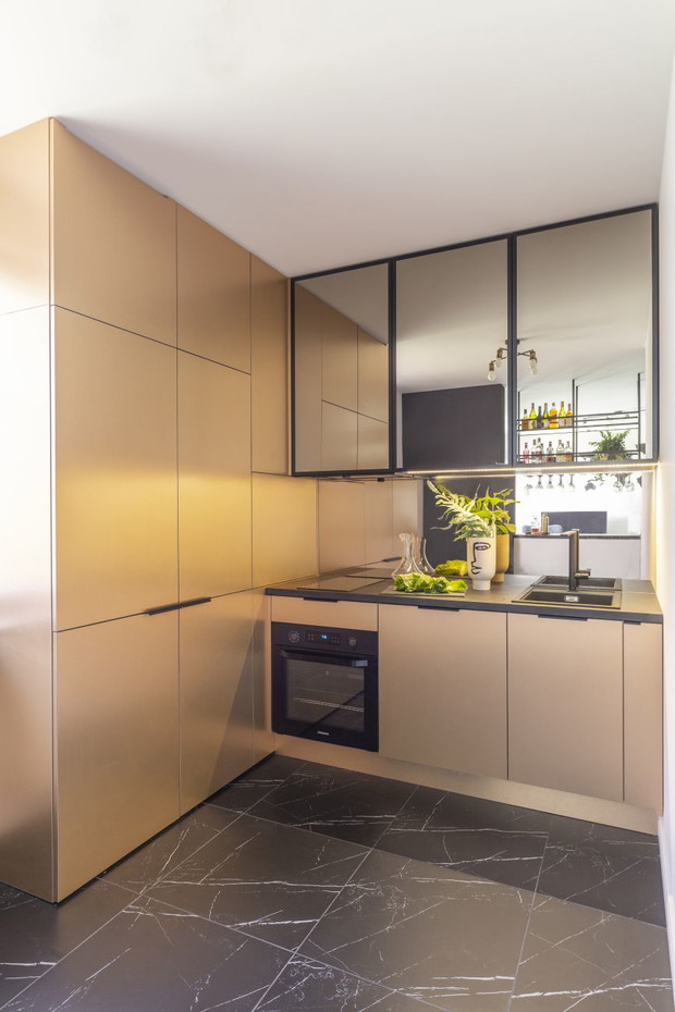 Kawalerka na warszawskiej Woli, projekt: Decoroom