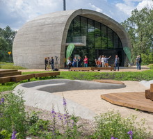 Pawilon Edukacyjny „Kamień”, projekt: eM4 Pracownia Architektury Brataniec