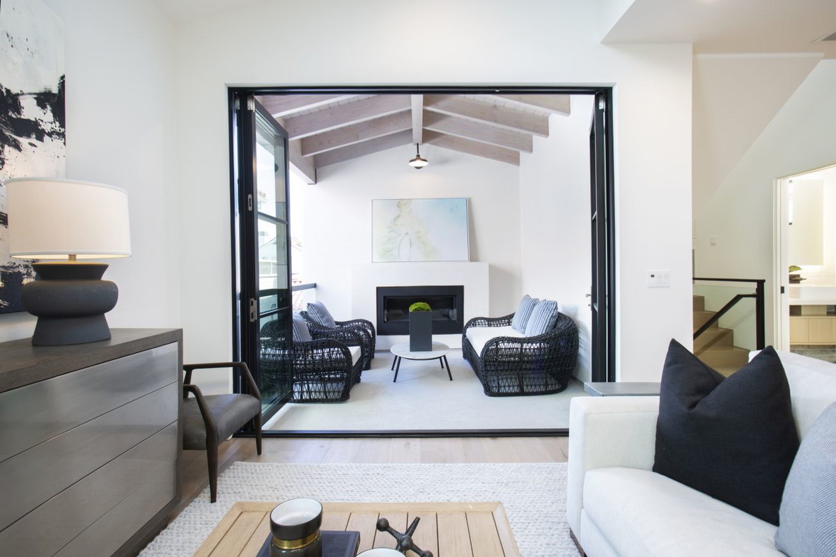 Jasny dom w Laguna Beach, projekt: Dina Marciano Design