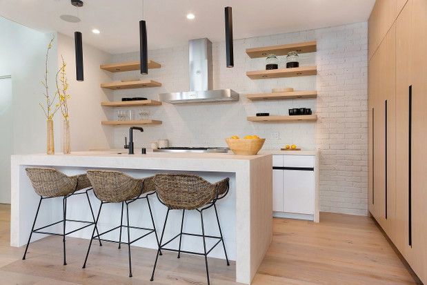 Jasny dom w Laguna Beach, projekt: Dina Marciano Design