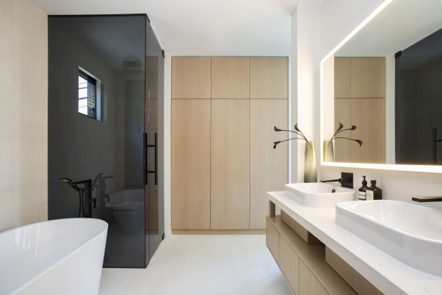 Jasny dom w Laguna Beach, projekt: Dina Marciano Design