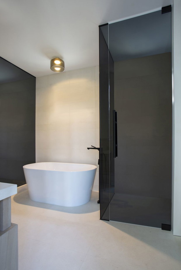 Jasny dom w Laguna Beach, projekt: Dina Marciano Design