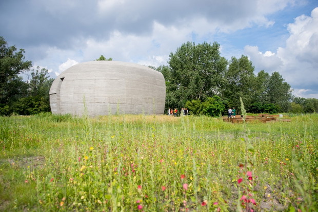 Pawilon Edukacyjny „Kamień”, projekt: eM4 Pracownia Architektury Brataniec
